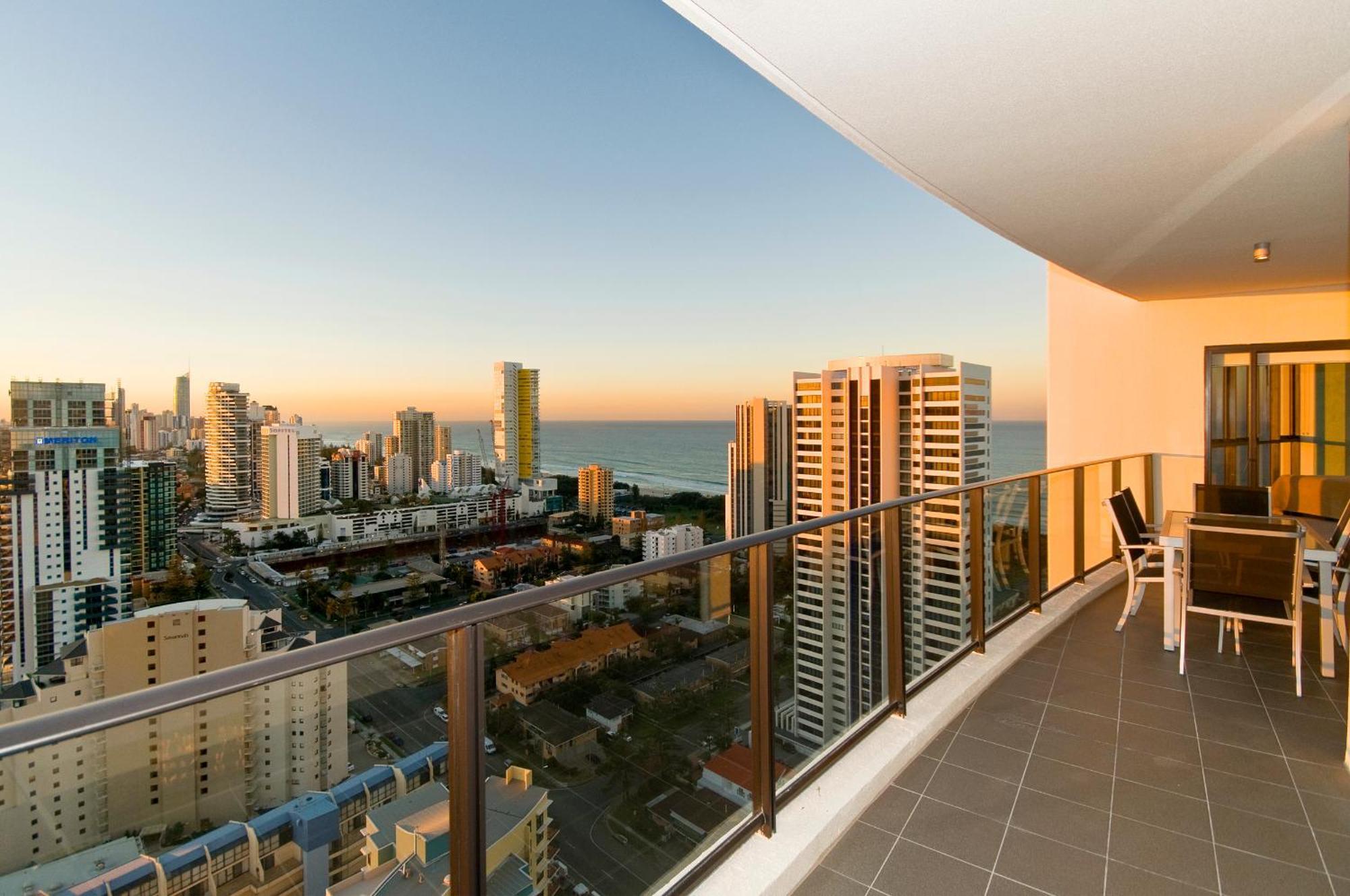 Sierra Grand Broadbeach - Gclr Apartment Gold Coast Exterior photo